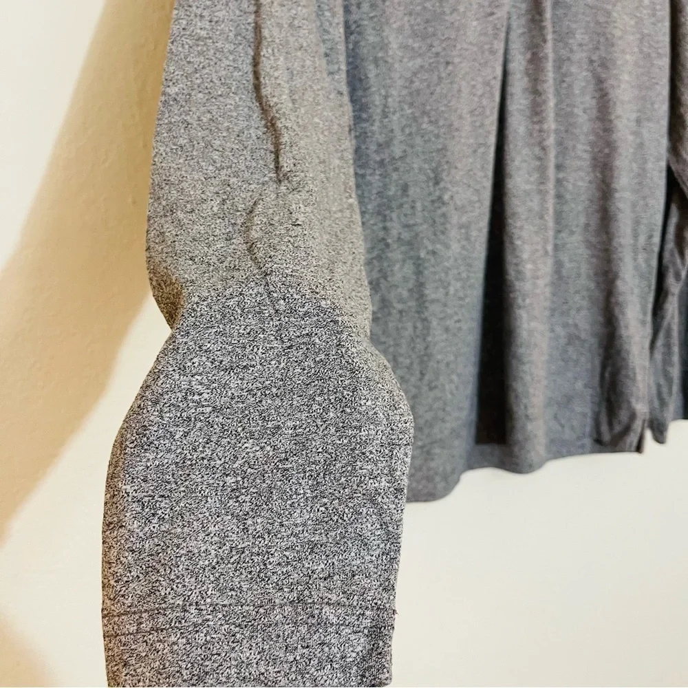 Banana Republic Quick Dry Half Zip Long Sleeve Sweatshirt Men Size  M Color Gray